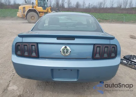 2007 Ford Mustang V6 Deluxe/V6 Premium from USA, damaged, VIN 1ZVFT80N175266312